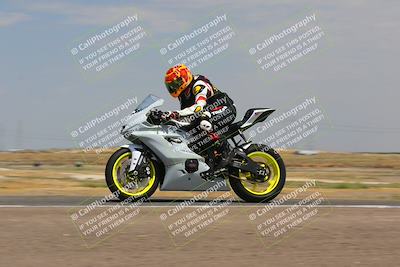 media/Sep-10-2023-Pacific Track Time (Sun) [[44210541ad]]/Group C/1240pm (Wheelie Bump)/